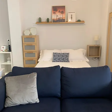Estudio Segunda Linea De Playa Almeria